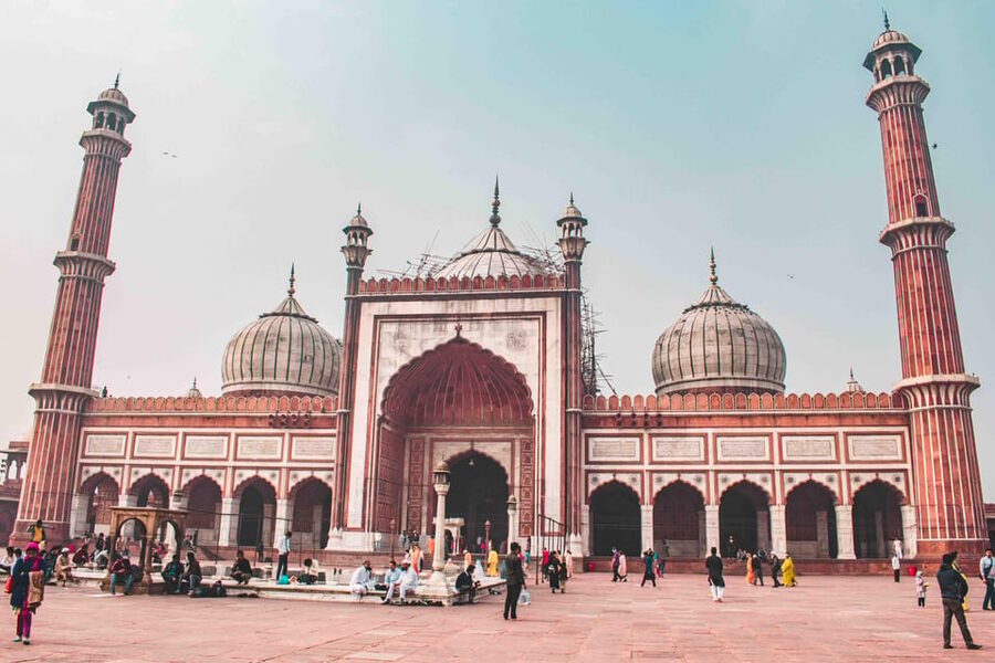 Discover Old Delhi: 3-Hour group tour with pick-up & drop - Paranthe Wali Gali: stuffed paranthas and the spice-to-street connection