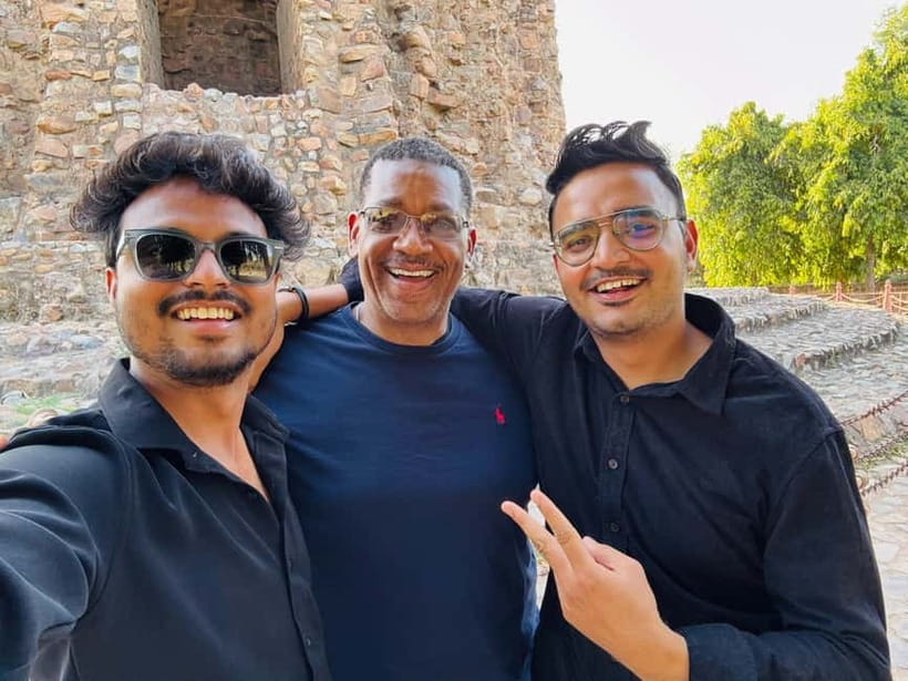 Discover Old & New Delhi: Private Tour with Street Food - Raj Ghat, Government Lanes, and New Delhi Sightseeing