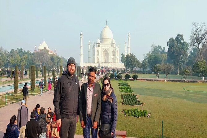 Early Morning Taj Mahal Sunrise Tour From Delhi - The Drive: Private AC Car, Expressway Timing, and Delhi Traffic Insurance