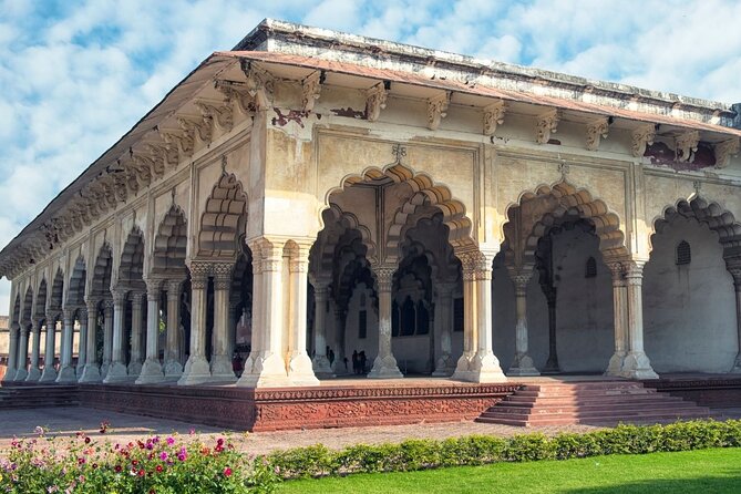 Enchanting Taj Mahal Same Day Tour by Gatiman Train From Delhi - Agra Fort after Taj: a strong follow-up with a different vibe
