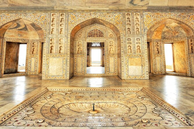 Enchanting Taj Mahal Same Day Tour by Gatiman Train From Delhi - The return to Delhi: train ride, dinner, and an easier ending