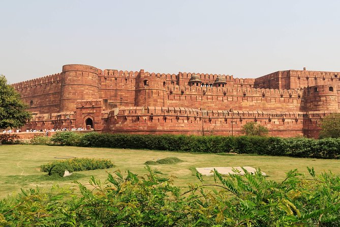 Enchanting Taj Mahal Same Day Tour by Gatiman Train From Delhi - Agra Cantt meet-up: the guide’s job starts here