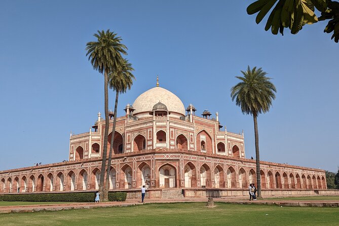 Epic Private Tour of Delhi with Premium Guide & Car - Chandni Chowk and Khari Baoli by rickshaw: the best kind of sensory overload