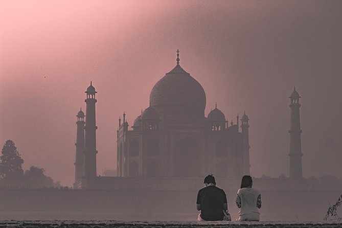 Essence of Royal India: Golden Triangle in Four Days - Day 1 in Delhi: Qutub Minar, Lotus Temple, and the city’s power axis
