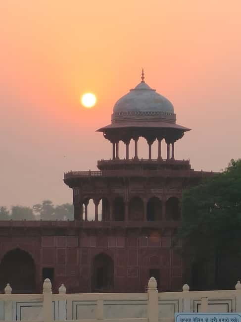 Evening tour of Agra city with Sunset Taj Mahal & Agra Fort - Key things that make this tour work