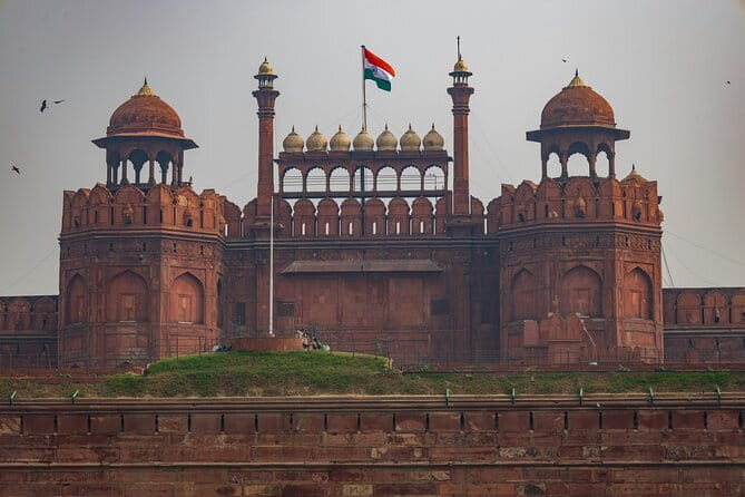 Exclusive Full-Day Guided Tour of Old and New Delhi - Humayun’s Tomb and Akshardham: UNESCO Garden Tomb vs. Modern Temple