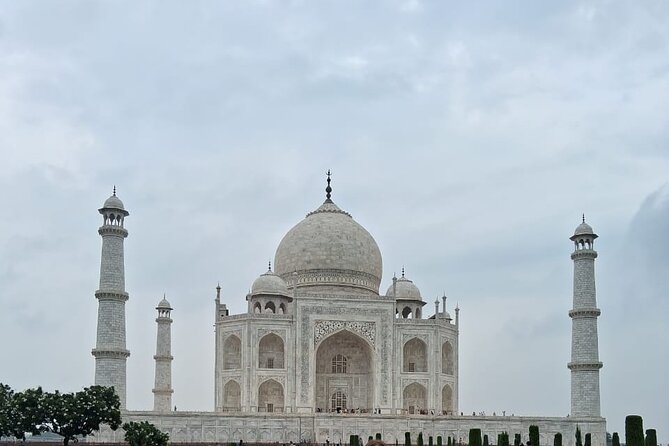 Exclusive Sunrise Taj Mahal Excursion from Delhi all Inclusive - Making the Most of the Two Hours: How to See the Taj Like a Pro