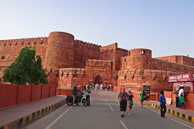 Experience India's Splendor: 5-Day Golden Triangle Bliss - Day 1 in Delhi: Red Fort, Jama Masjid, and Chandni Chowk After Dark