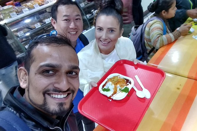 Food Tour to Old Delhi with a Local - Stop 5: Chawri Bazaar kulfi with more than 20 flavors