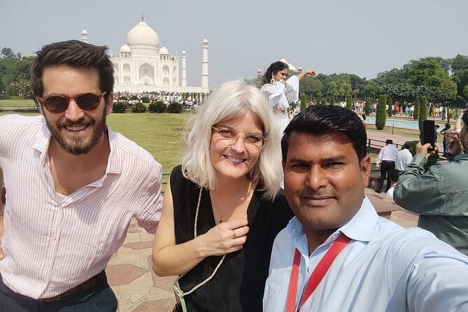 Food with History - Experience to remember - The route experience: hidden alleys, markets, and rickshaw breaks