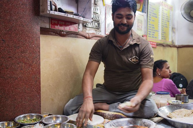 Foodies Walk Through Old Delhi - Cloth Market Lanes: Hidden Food Outlets You Get to Find by Walking
