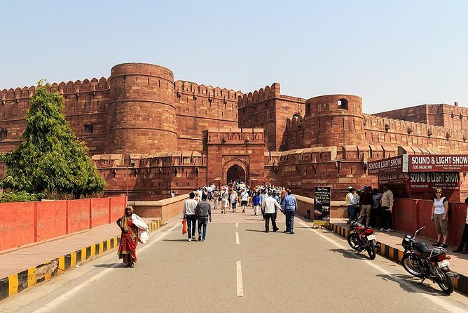 Four Day Private Golden Triangle Tour to Agra and Jaipur From Delhi - Day 1 in Delhi: Qutb Minar, Lotus Temple, India Gate, then the push to Agra