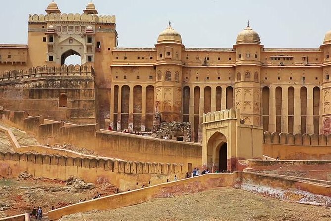 Four Days Private Luxury Delhi Agra & Jaipur Golden Triangle tour - Day 3 in Agra and Fatehpur Sikri: Taj Mahal Sunrise and Mughal Fort Power
