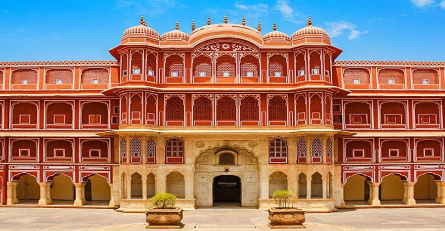 From Delhi: 2-Day Jaipur Private Guided Tour - Old City Market Time: Where You Can Wander and Where to Watch Your Step
