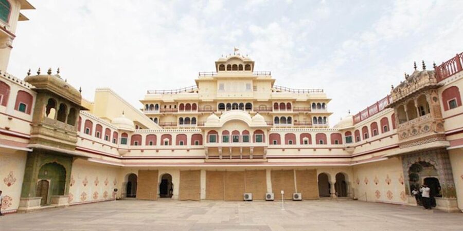 From Delhi: 2-Day Jaipur Private Guided Tour - Day One: City Palace, Hawa Mahal, and Jantar Mantar Without the Stress