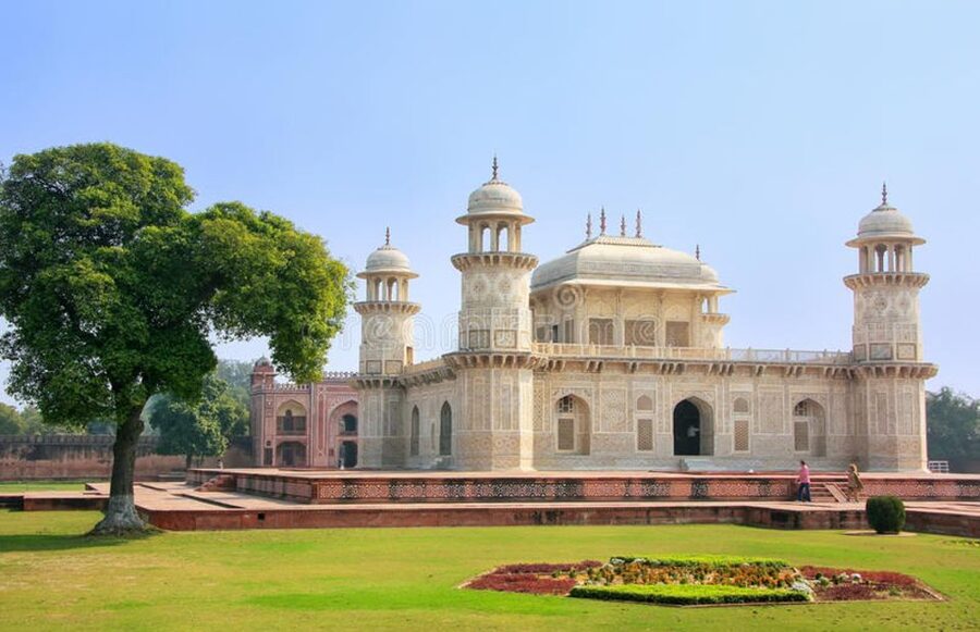 From Delhi: 2-Day Private Agra Trip w/ Taj Mahal & Agra Fort - Itimad-ud-Daulah and Mehtab Bagh: the lighter side of Mughal Agra