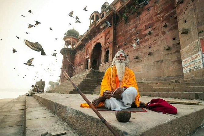 From Delhi: 3-Day Private Tour to Taj Mahal and Varanasi - Agra Fort and a Guide Who Can Answer Your Questions