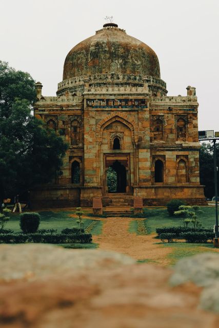From Delhi: 3-Days Golden Triangle with Fatehpur Sikri - Abhaneri and Chand Baori: a stepwell worth the detour