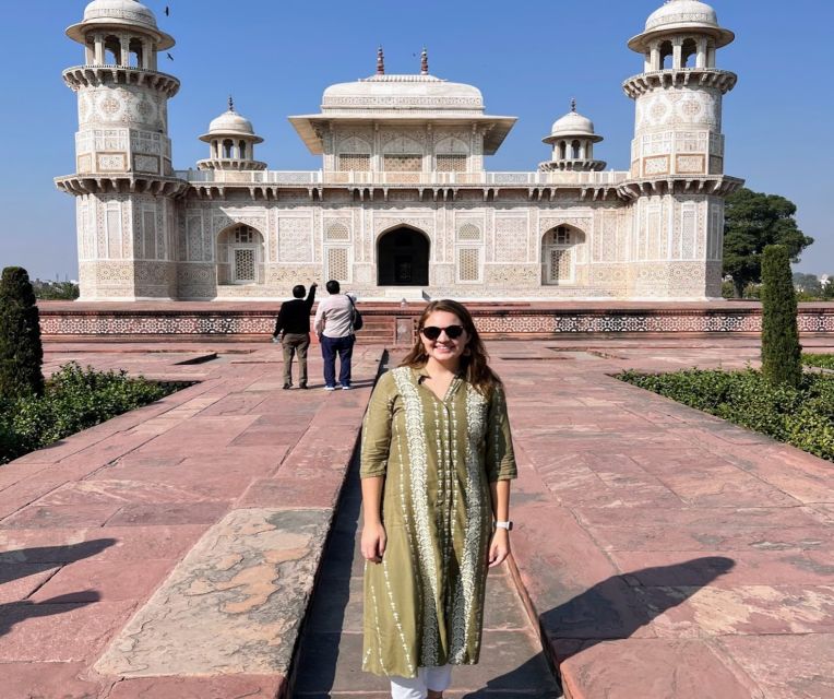 From Delhi: 4-Days Golden Triangle Tour & Ranthambore Safari - A fast value check: $97 for 4 days across Delhi, Agra, Jaipur and Ranthambore