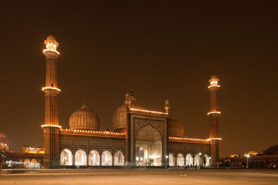 From Delhi: 5 Days Golden Triangle Delhi, Agra & Jaipur Tour - Delhi Day 1 and the split personality of Old vs New