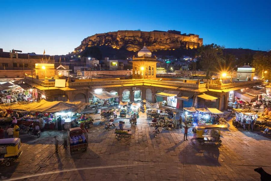 From Delhi: 8-Day Golden Triangle Jodhpur Udaipur Tour - Fatehpur Sikri: The Mughal Stop That Breaks Up the Drive to Jaipur