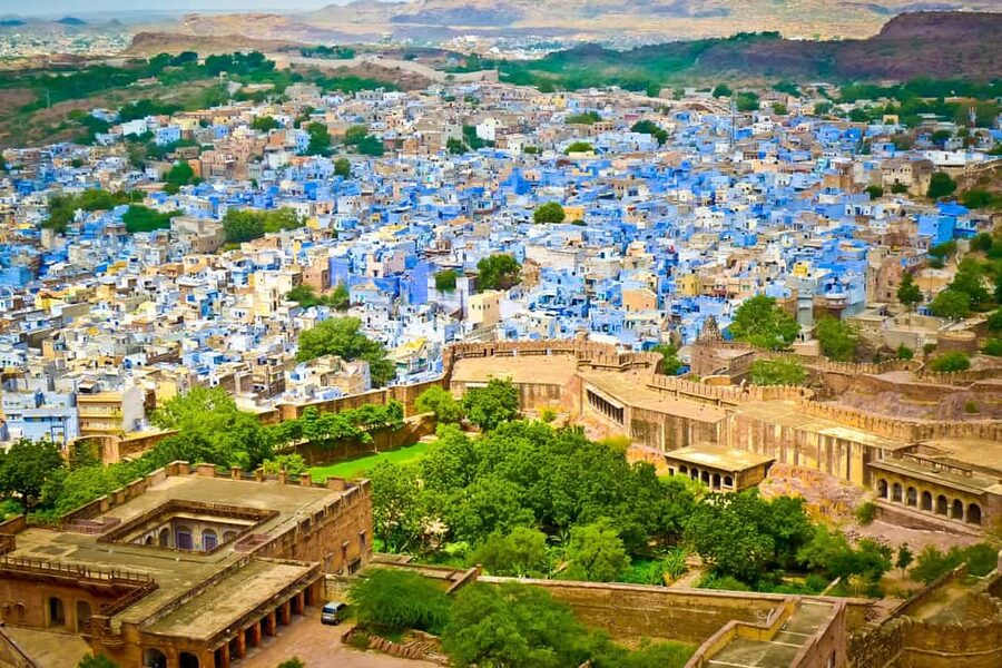 From Delhi: 8-Day Golden Triangle Jodhpur Udaipur Tour - Jodhpur’s Blue City Mood: Mehrangarh Fort, Jaswant Thada, and Umaid Bhawan Views