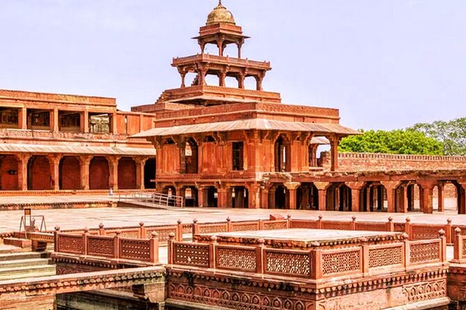 From Delhi: Agra Overnight With Fatehpur Sikri All Inclusive - Sunrise Taj Mahal and Fatehpur Sikri in One Tight Plan