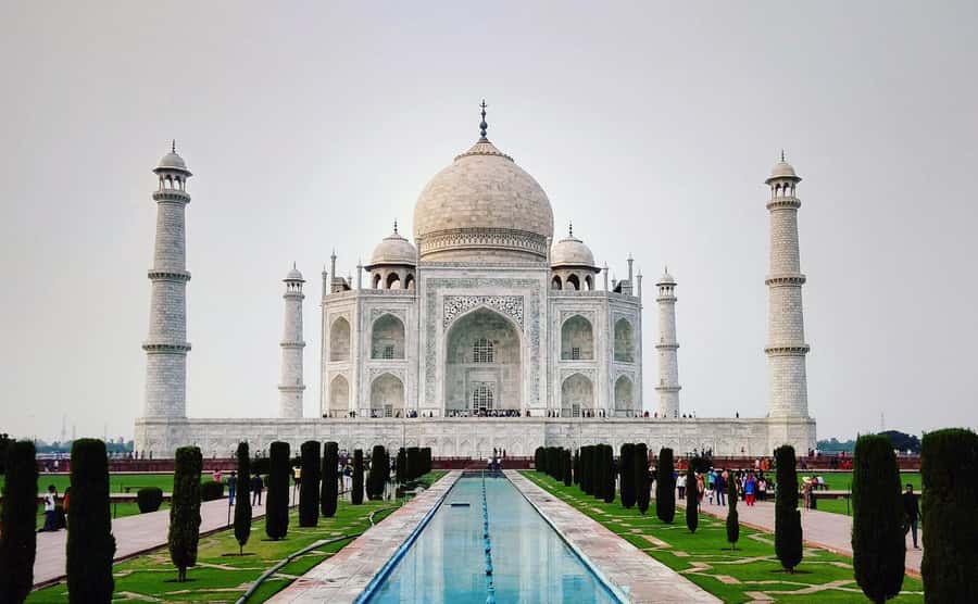 From Delhi: Agra Private Tour with Fast Entry to Taj mahal - Sunrise Taj Mahal: Getting There Before It Becomes a Crowd