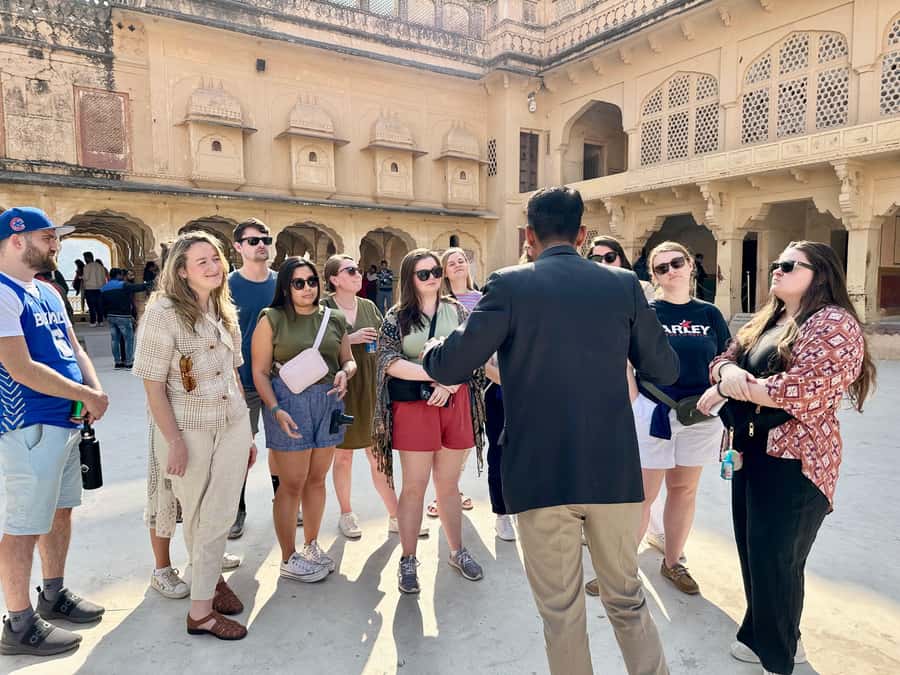 From Delhi Airport: Guided Layover Delhi City Tour - Private Car Comfort in Delhi Traffic (the real value)