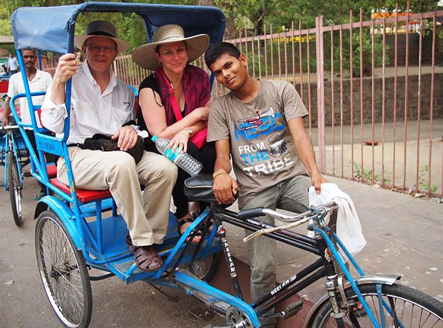 From Delhi Airport: Guided Layover Tour of Old & New Delhi - The lunch break: planned time, but meals aren’t included