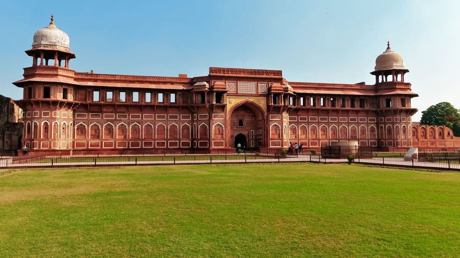From Delhi: All-Inclusive Taj Mahal Day Tour with transfers - Food Breaks That Don’t Eat Your Day (Salt Cafe and Marriott Lunch)
