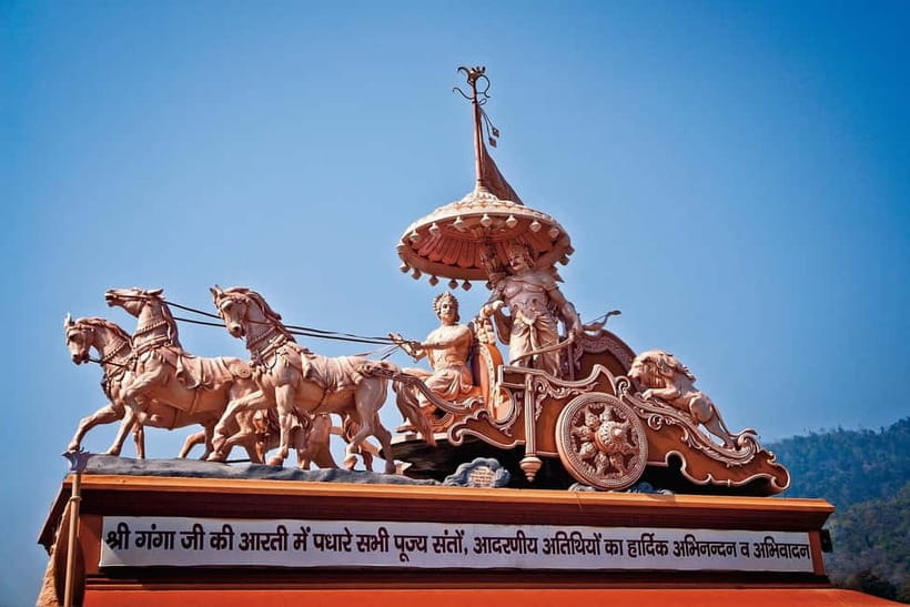 From Delhi: All-Inclusive Taj Mahal & Mathura Vrindavan Tour - A 12-hour route that stays organized on purpose
