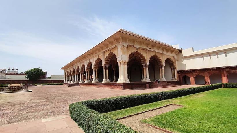 From Delhi: All-Inclusive Taj Mahal & Mathura Vrindavan Tour - Taj Mahal: what “guided” really changes (and what to watch for)