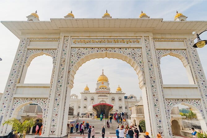 From Delhi: All-Inclusive Taj Mahal Tour by Gatimaan Express - Courtyard by Marriott Agra lunch: why a real restaurant helps