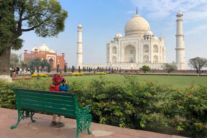 From Delhi: All-Inclusive Taj Mahal Tour by Gatiman Express Train - Why the Gatiman Express makes an Agra day trip work