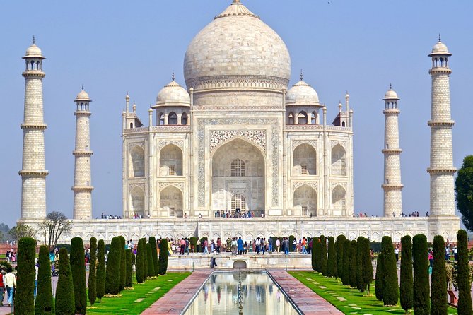From Delhi: All-Inclusive Taj Mahal Tour by Train with Escort - Why this Gatimaan Express Agra day feels efficient