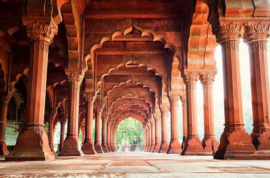 From Delhi Exclusive Taj Mahal Private Tour with Luxury Car - Mehtab Bagh optional sunset viewpoint