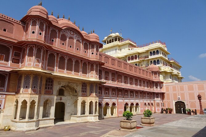 From Delhi: Golden Triangle Private Tour by Train - How the private tour setup works in practice