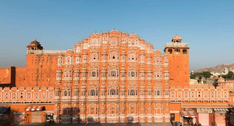 From Delhi: Jaipur Day Trip by Fast Train or Private Car - Monkey Temple: A Switch in Mood from Architecture to Street-Level Energy