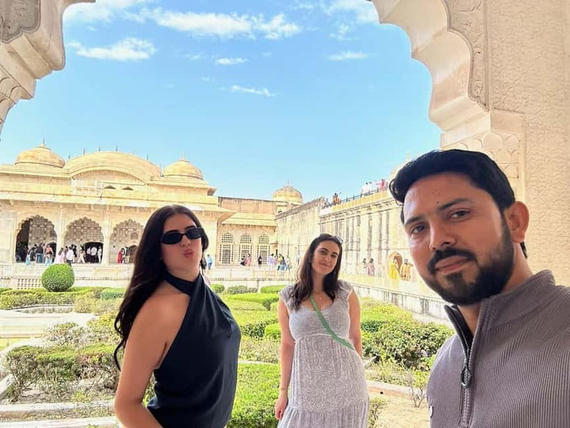From Delhi: Jaipur Private Guided Day Tour - First Stop: Amber Fort on the Ridge Outside Jaipur