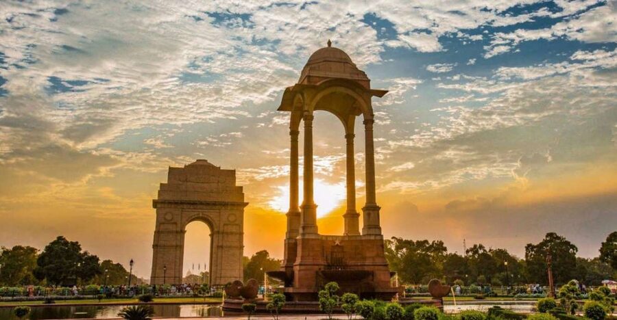 From Delhi: Old & New Delhi Layover Half or Full-Day Tour - Spice market stops, photo help, and the reality of crowds