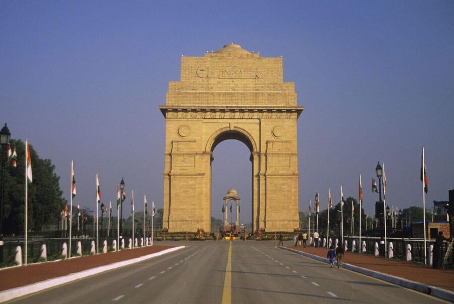From Delhi: Old & New Delhi Layover Half or Full-Day Tour - Tickets, food, and what $10 really buys