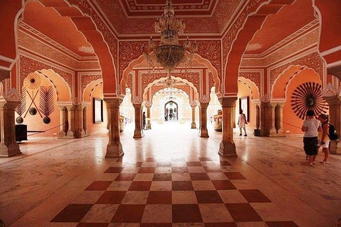 From Delhi: Overnight Taj Mahal & Agra City Tour by Car - Agra Fort: Shah Jahan’s Story Is the View