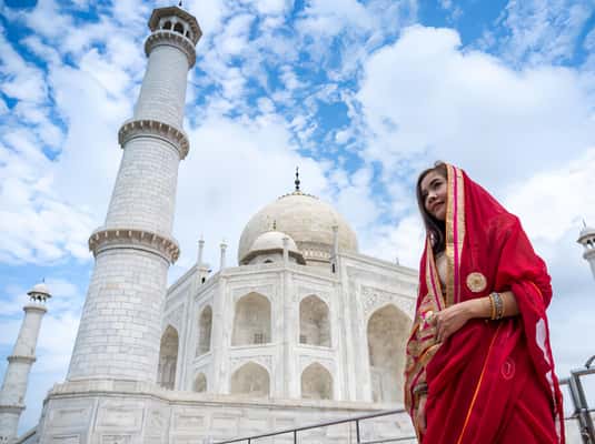 From Delhi: Private 3-Day Golden Triangle Tour - Day 1 in Delhi: Red Fort, Jama Masjid, Chandni Chowk by Rickshaw