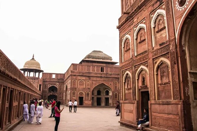 From Delhi: Private One Day Taj Mahal and Agra Tour by Car - Agra Fort after the Taj: switching from white marble to red sandstone