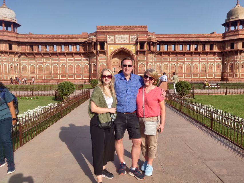 From Delhi: Private Taj Mahal Day Tour with Fast-Track Entry - 5-star breakfast or lunch: comfort that actually changes the experience