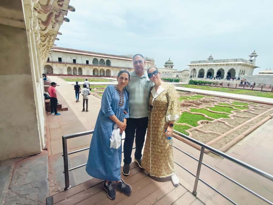 From Delhi: Private Taj Mahal Day Tour with Fast-Track Entry - Transport comfort and “safe driver” matters on a long road day