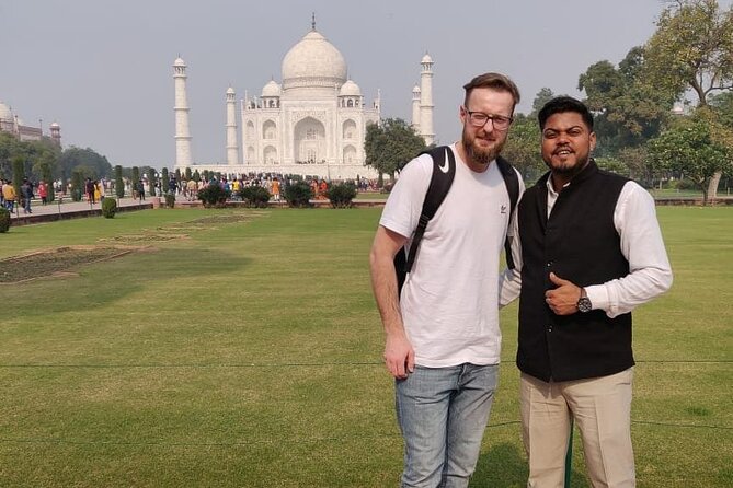 From Delhi: Private Taj Mahal Sunrise, Baby Taj & Fort Tour - Stop 1: Taj Mahal at sunrise, with guided context and included admission