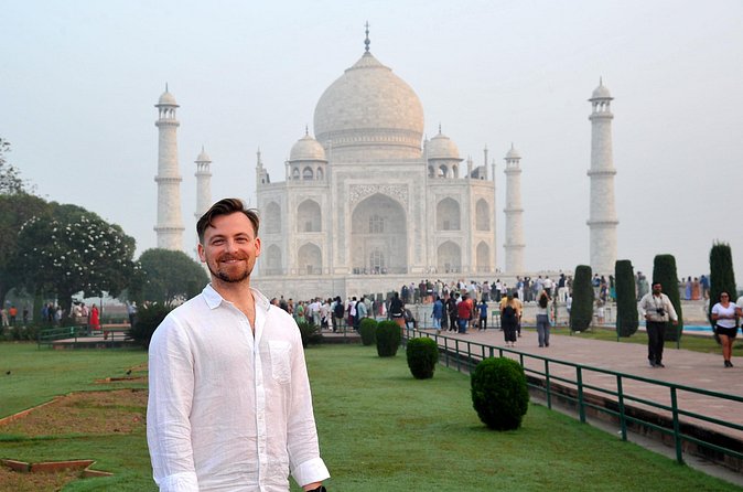 From Delhi : Private Taj Mahal Sunrise Tour By Car - Guide quality: Mohsin and Salim-style help makes a difference