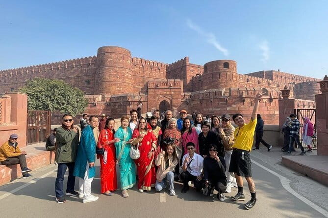 From Delhi: Same Day Taj Mahal & Agra Tour by Car -All Inclusive - Agra Fort: red sandstone Mughal power in one focused hour
